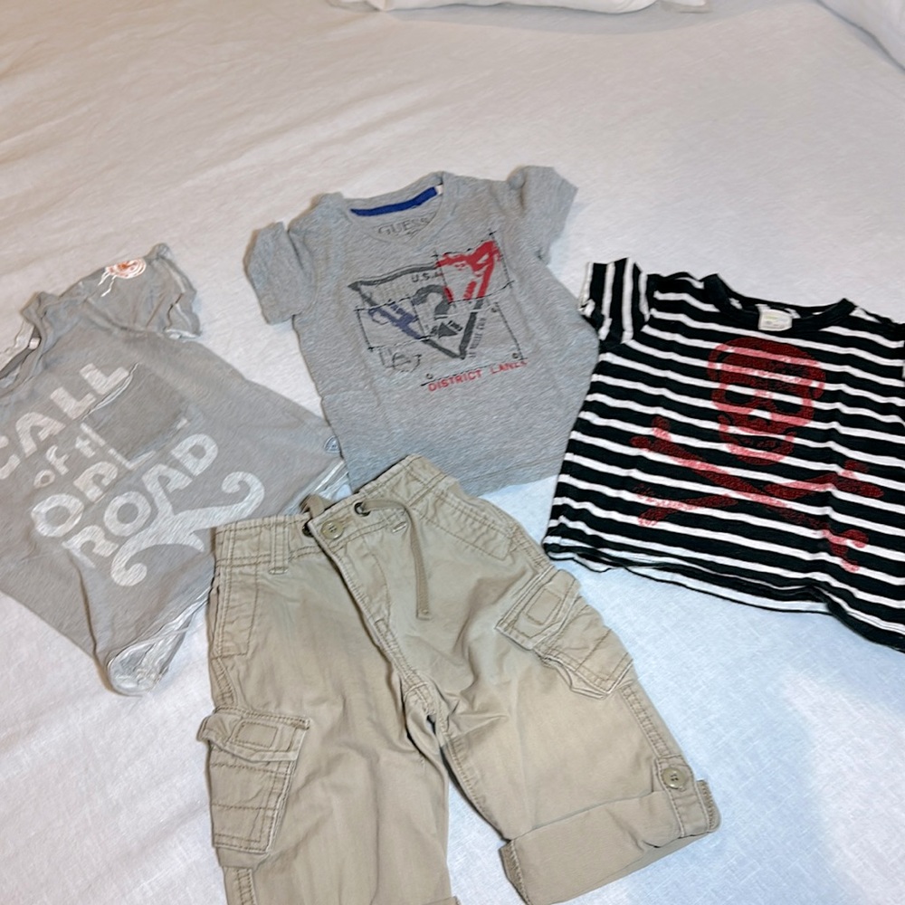 Bundle of 4 boys clothes (crewwcuts, guess, gap) Size 2T